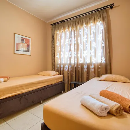 Diana 41 Beautiful Private In Πανσιόν