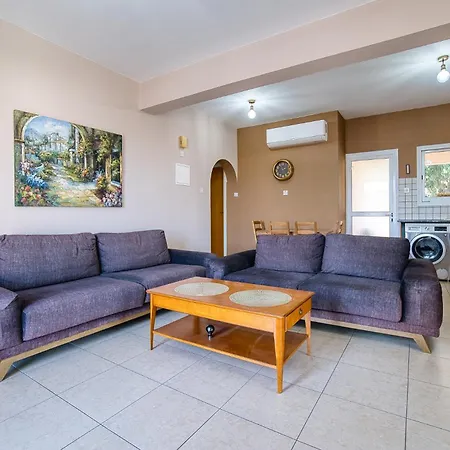 Private Room In Shared Apartment