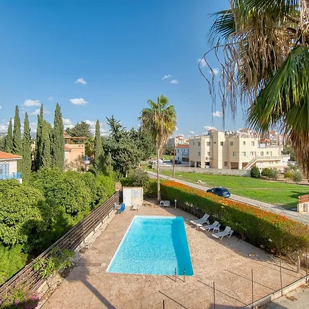 Private Room In Shared Apartment * Paphos